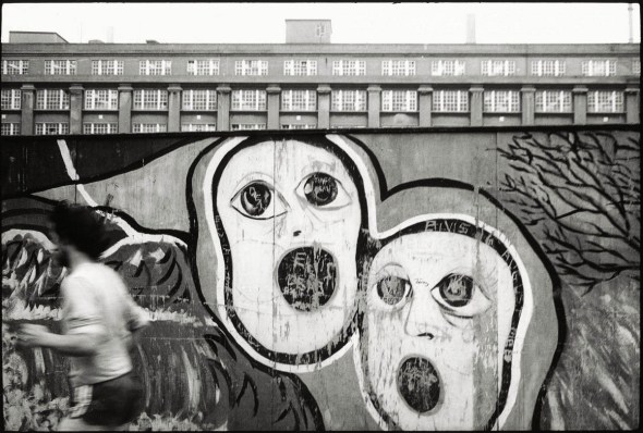 Public art on a hoarding opposite the National Theatre, South Bank, 1982. © David Secombe.